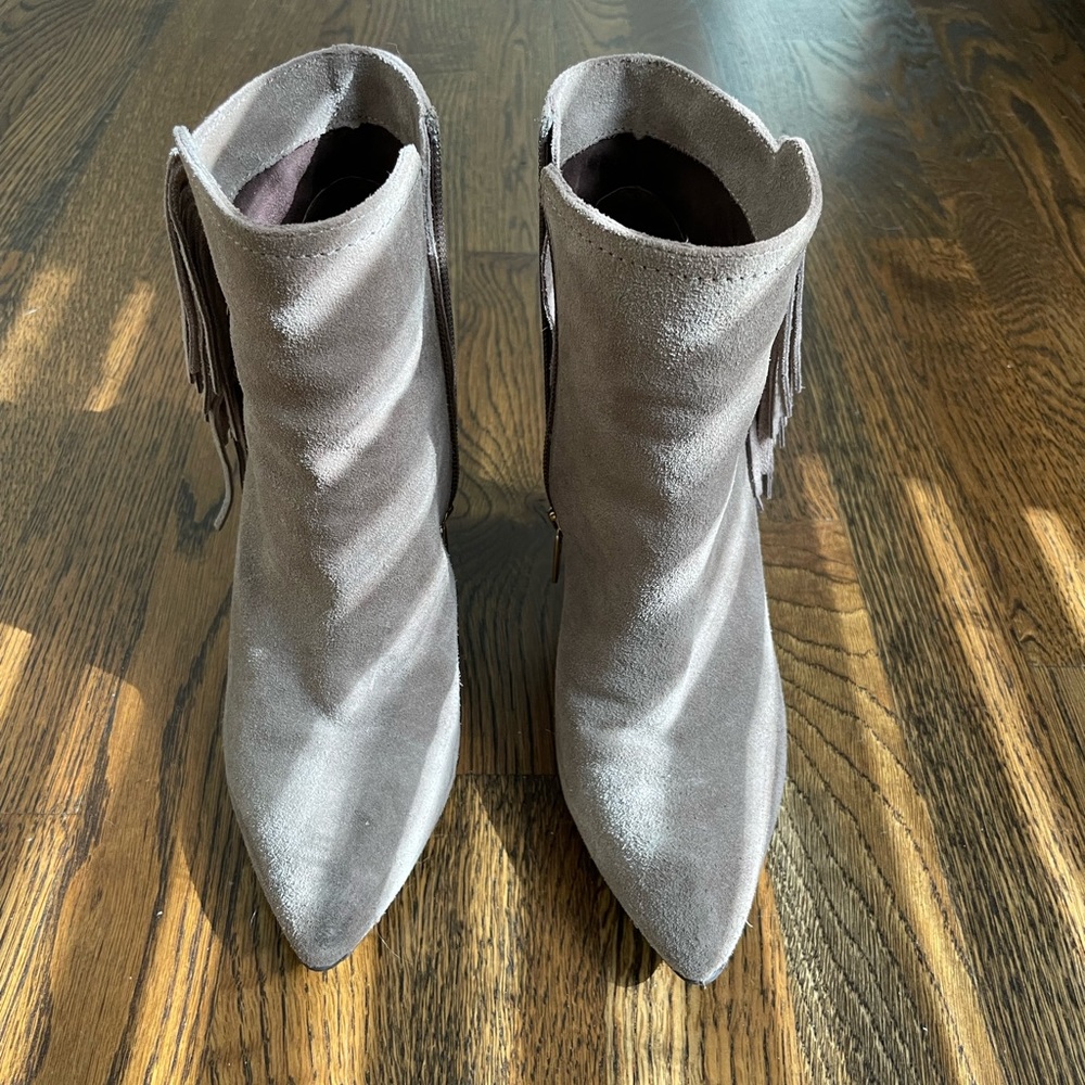 Isola womens grey suede fringe booties